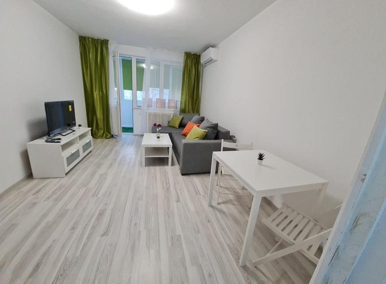 Apartament cu 2 camere semidecomandat, mobilat în Grivița