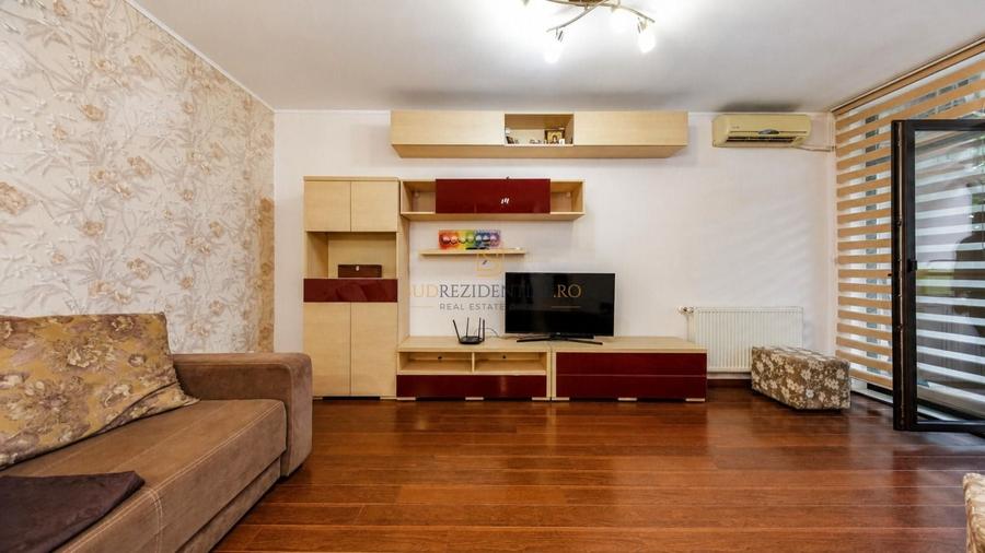 Apartament 3 camere, complet mobilat, decomandat, etaj intermediar - 4