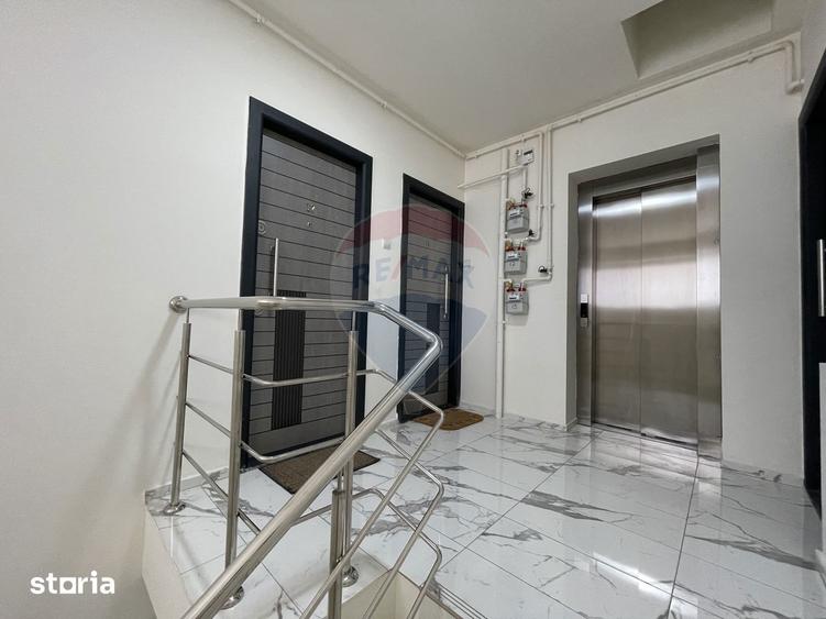 Apartament cu 3 camere, mobilat în Central