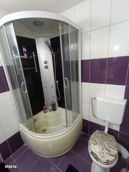 Casă cu 3 camere cu Canalizare în Ampoița