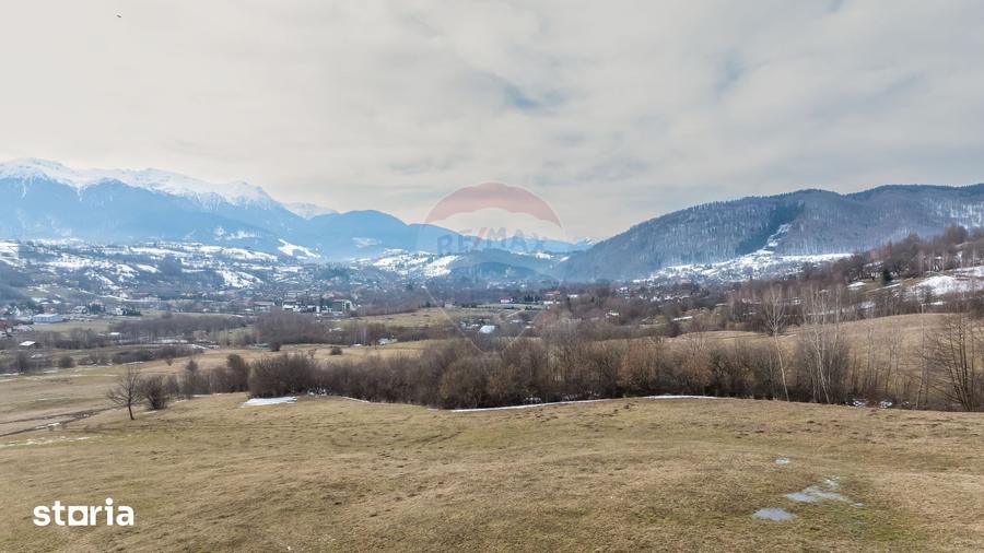 Teren de 5602 mp, în Bran