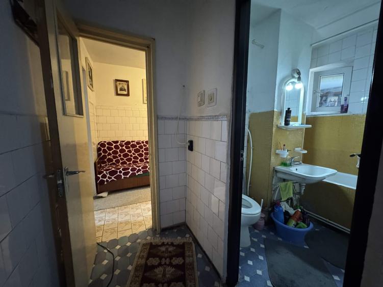 Apartament cu 2 camere semidecomandat în Zahana