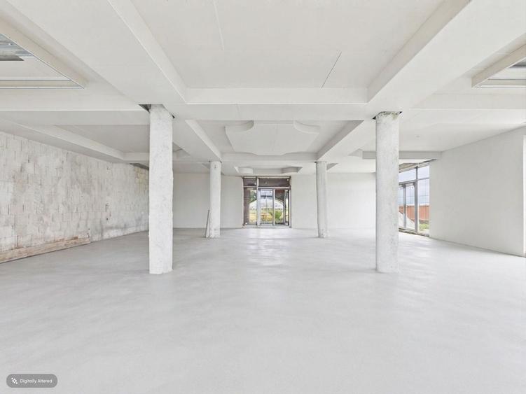 Spațiu comercial, de 940 mp, în Calea Aradului