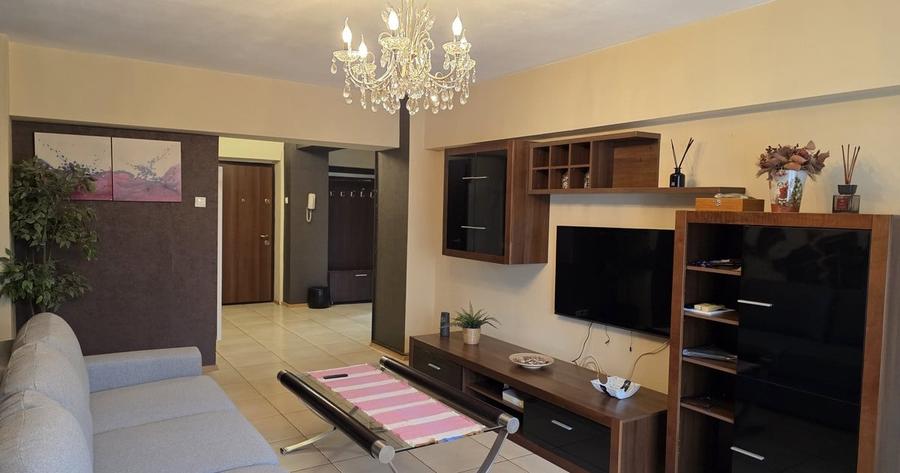 Apartament cu 2 camere decomandat, mobilat în Alba Iulia