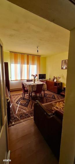 Casă cu 2 camere cu Teren 400 Mp în Central