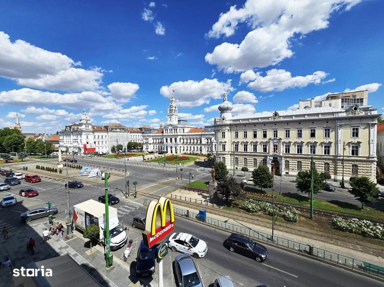 Spațiu comercial, de 85 mp, în Central