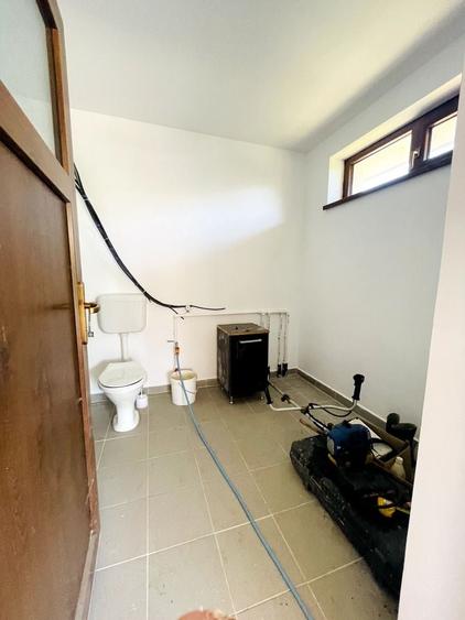 Casă individuală cu 3 camere cu Canalizare în Cihei