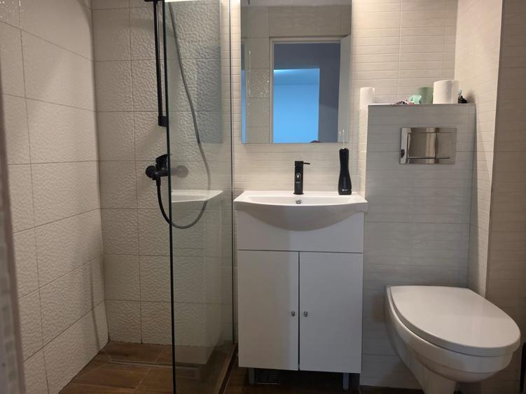 Apartament cu 2 camere decomandat în Exterior Vest