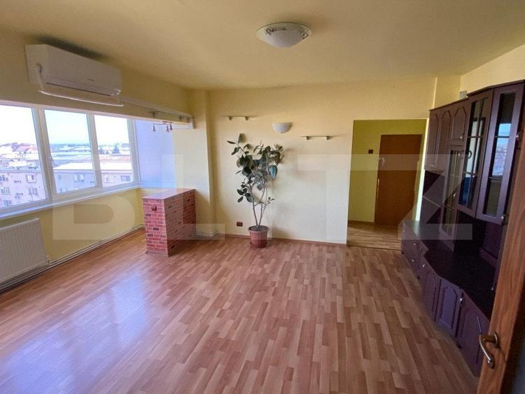 Apartament cu 3 Camere – Priveliște Panoramică, Bulevardul Decebal - 3