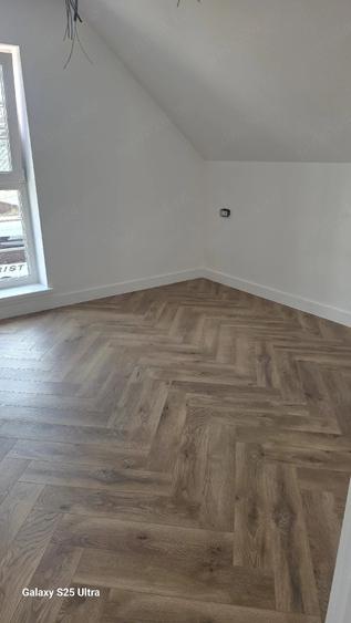 Casă cu 5 camere cu Teren 500 Mp în Horia