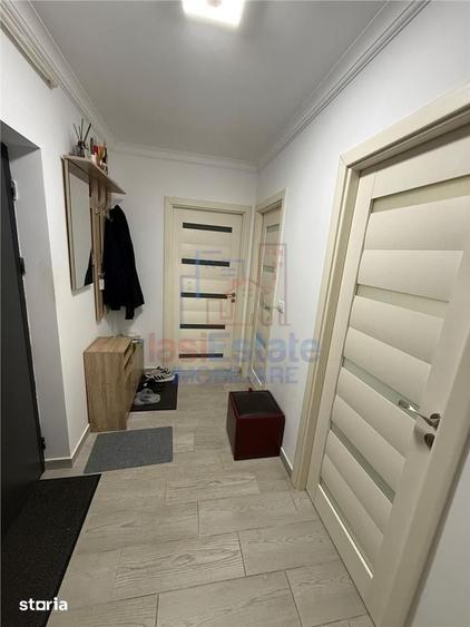 Apartament cu 2 camere decomandat în Rediu