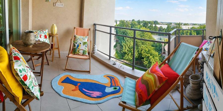 Apartament cu 2 camere decomandat în Tei