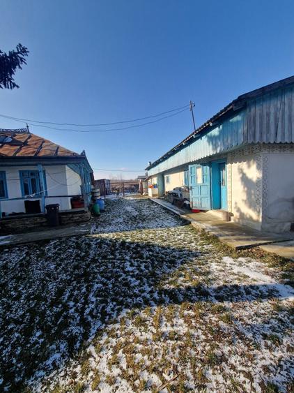 Casă cu 3 camere în Coșula