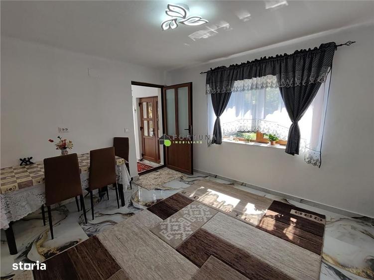 Casă cu 2 camere în Tărlungeni