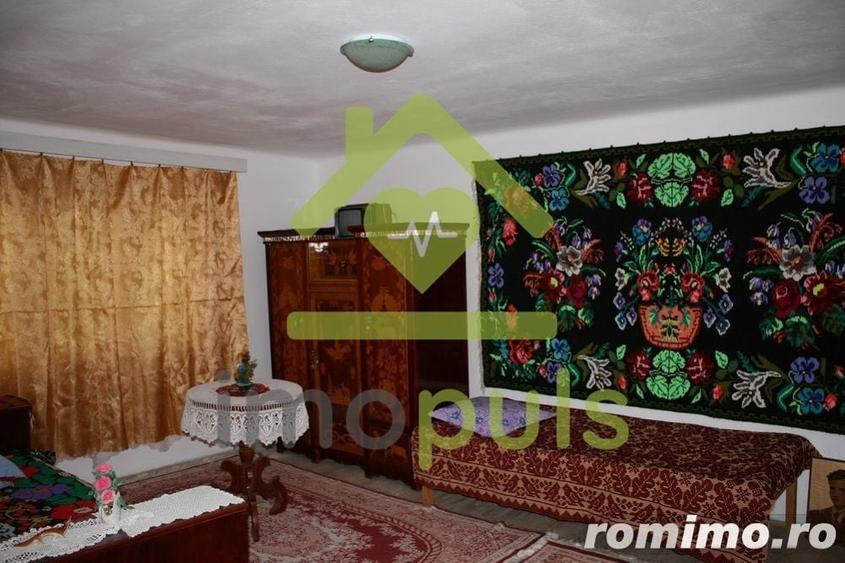 Casă cu 4 camere cu Teren 1100 Mp în Godeanu