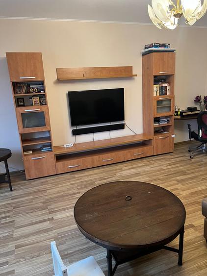 Apartament cu 3 camere decomandat, mobilat în Unirii — fotografia 2