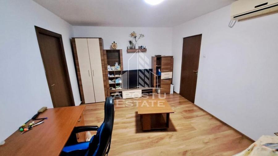 Apartament 2 camere, zona Tipografilor - 1