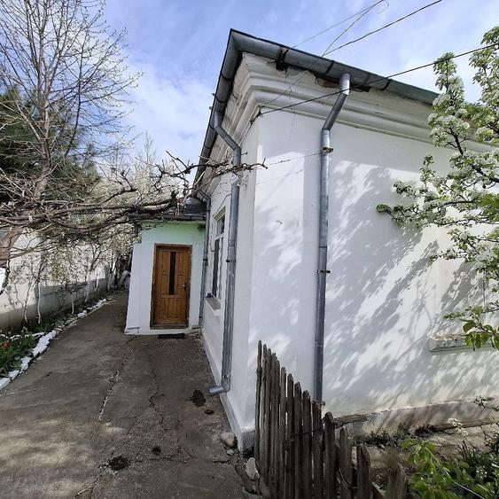 Casă cu 4 camere cu Teren 1000 Mp în Nord