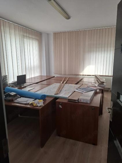 Spațiu comercial, de 98 mp, în Exterior Vest