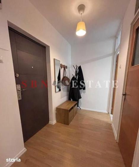 Apartament cu 2 camere semidecomandat, mobilat în 1 Mai