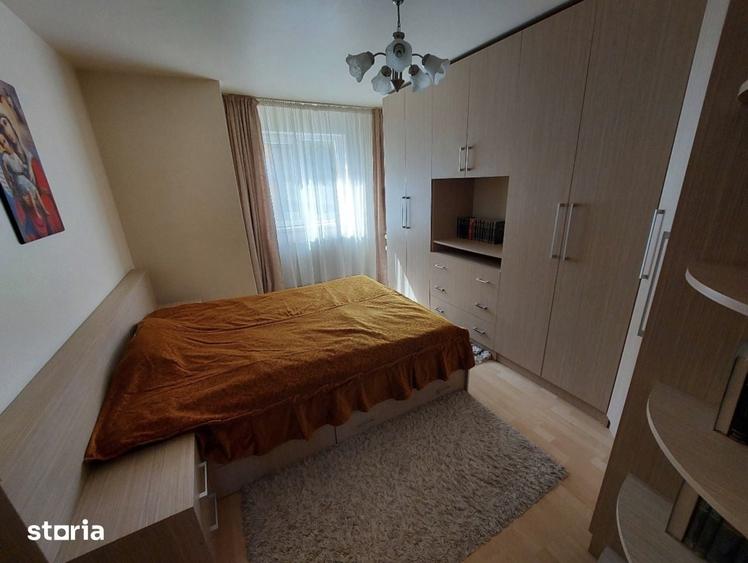Apartament cu 3 camere în Florești