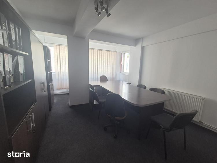 Apartament cu 2 camere decomandat în Centrul Civic
