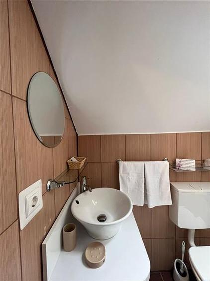 Hotel/Pensiune, de 1,172 mp, în Vama