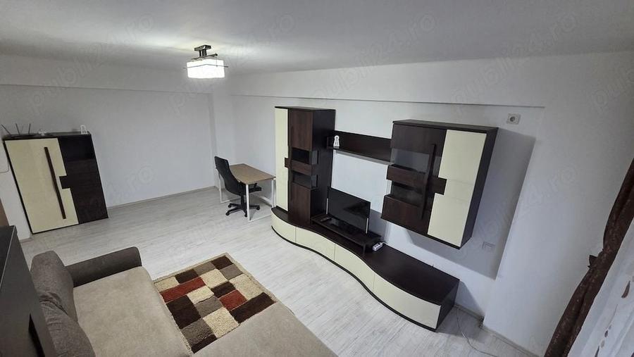 Apartament cu 2 camere semidecomandat, mobilat în Militari