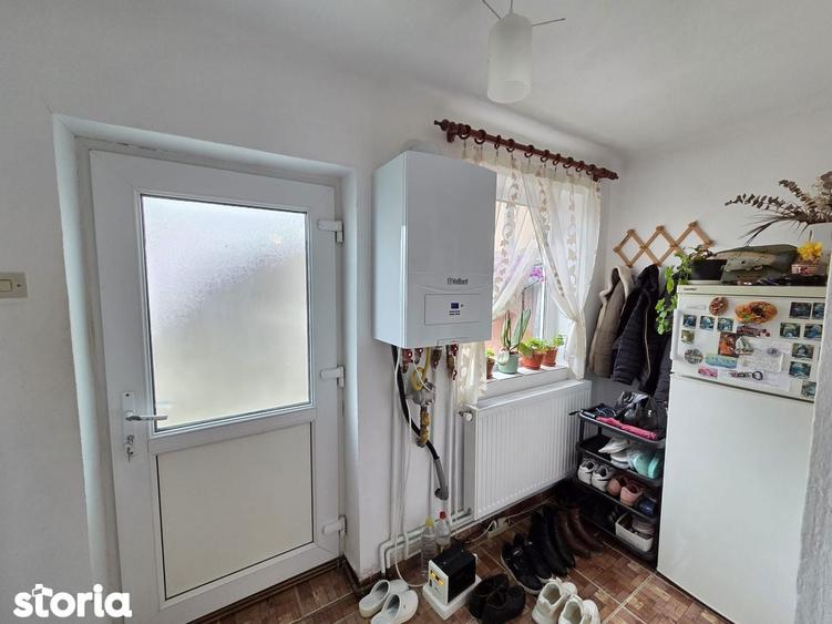 Casă cu 2 camere cu Teren 395 Mp în Șotânga