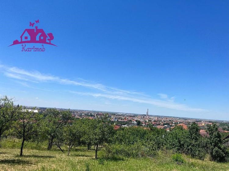 Casă cu 3 camere cu Canalizare în Dealuri Oradea