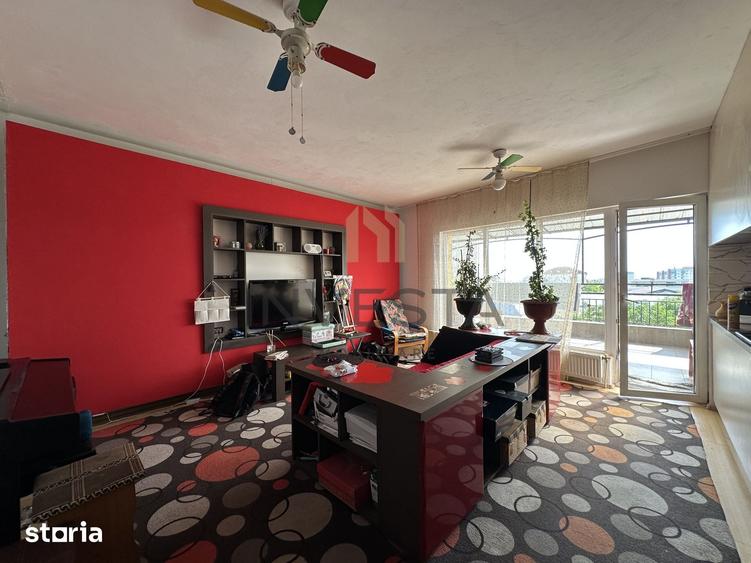 Apartament cu 3 camere semidecomandat în Zorilor