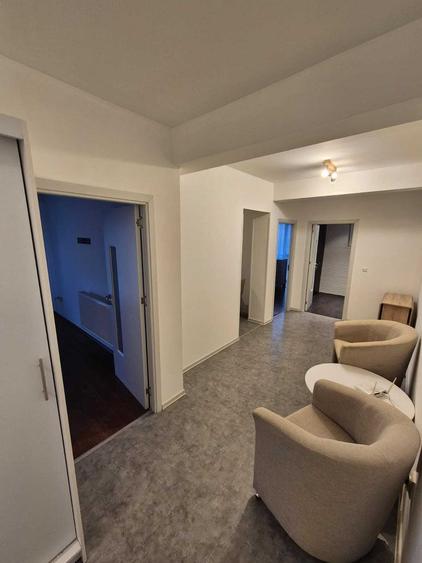 Apartament cu 2 camere decomandat în Florești