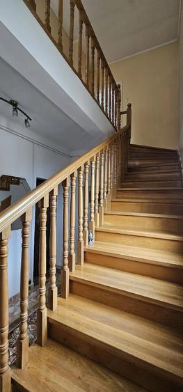 Casă cu 4 camere cu Teren 209 Mp în Central