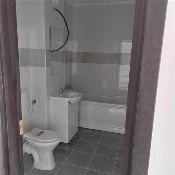 Apartament cu 2 camere decomandat în Sânpetru