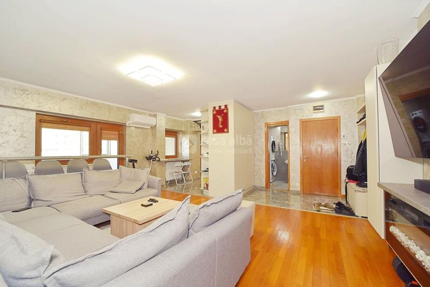 Ultracentral - A. Panu, 3 camere renovat, mobilat & utilat, boxa, parcare - 1