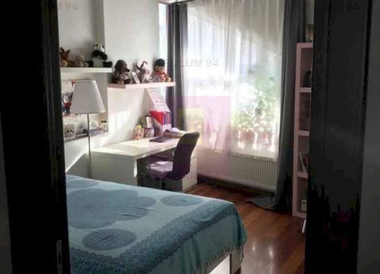Casă individuală cu 11 camere decomandat cu Canalizare în Floreasca