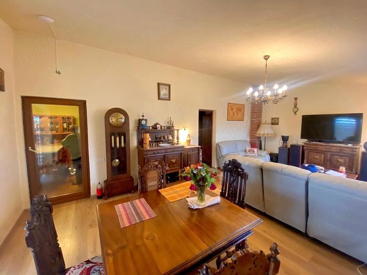 Casă cu 4 camere cu Teren 720 Mp în Cruceni