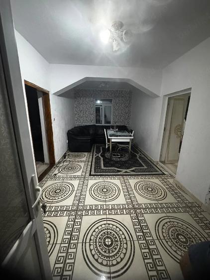 Casă cu 3 camere cu Teren 2500 Mp în Afumați