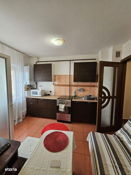 Apartament cu 3 camere decomandat în George Enescu