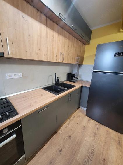 Apartament cu 2 camere semidecomandat în Florești