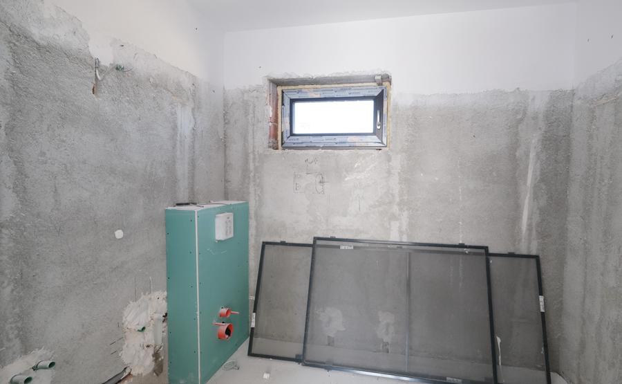 Casă individuală cu 6 camere cu Teren 700 Mp în Corbeanca
