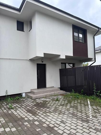 Duplex cu 4 camere cu Canalizare în Bragadiru