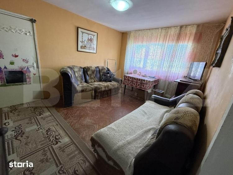 Apartament cu 3 camere în Micro 16