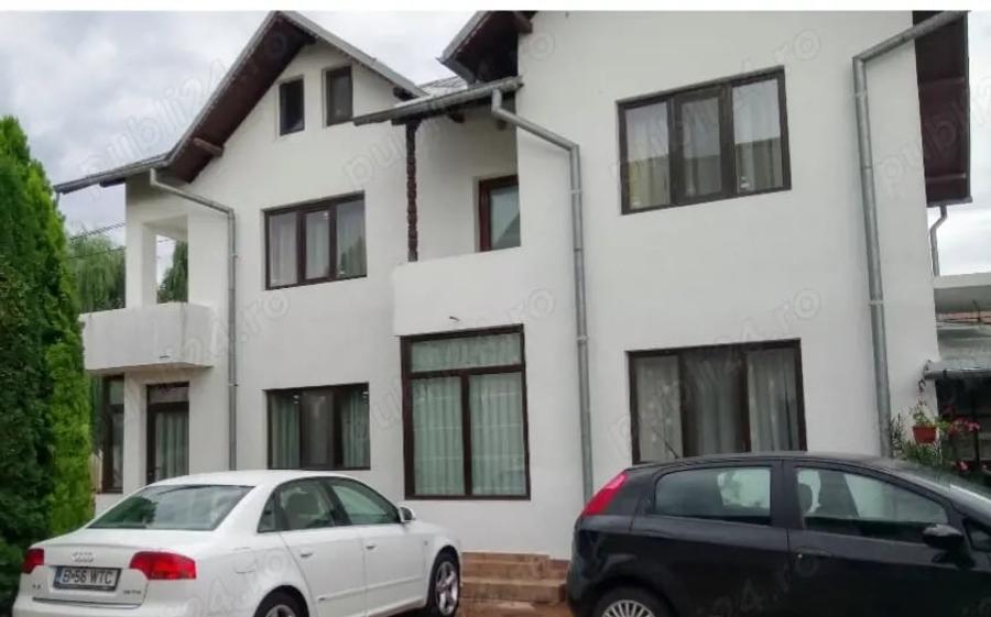 Casă cu Teren 400 Mp în Central