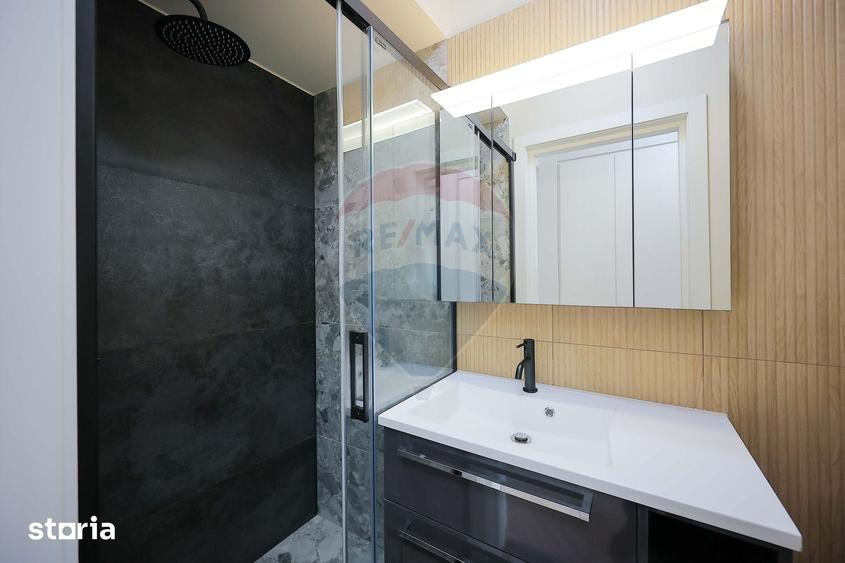 Apartament cu 3 camere în Decebal