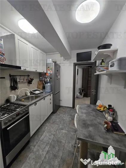 Apartament cu 3 camere decomandat, mobilat în Prelungirea Ghencea