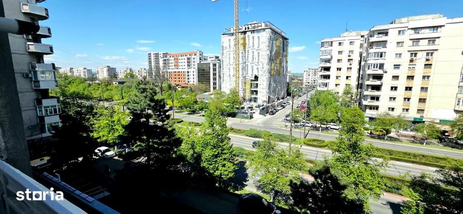 Apartament cu 2 camere decomandat în Republicii