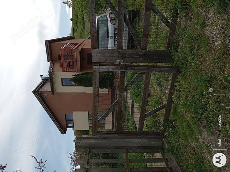 Casă cu 2 camere cu Teren 900 Mp în Central