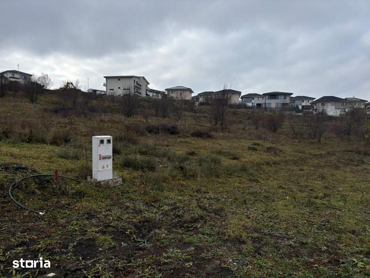 Teren de 1040 mp, în Apahida