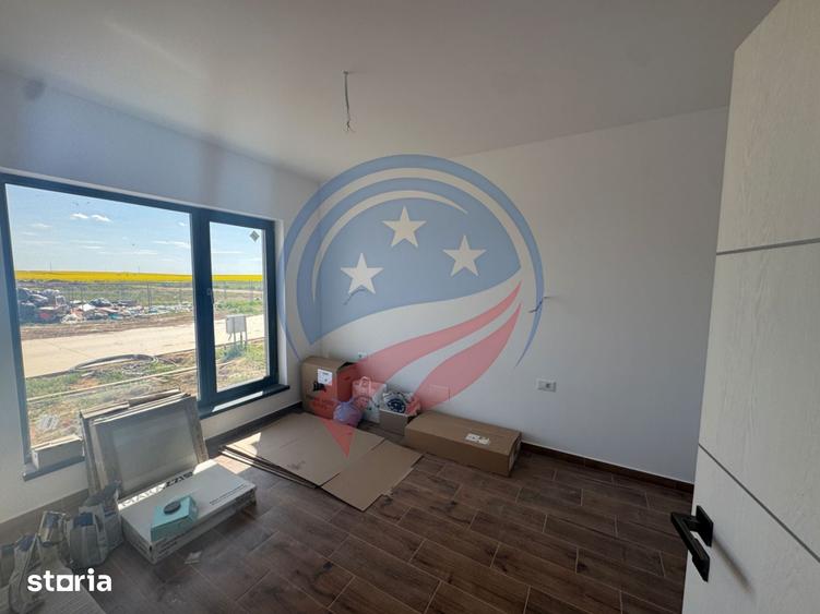 Casă cu 3 camere cu Teren 445 Mp în Cârcea